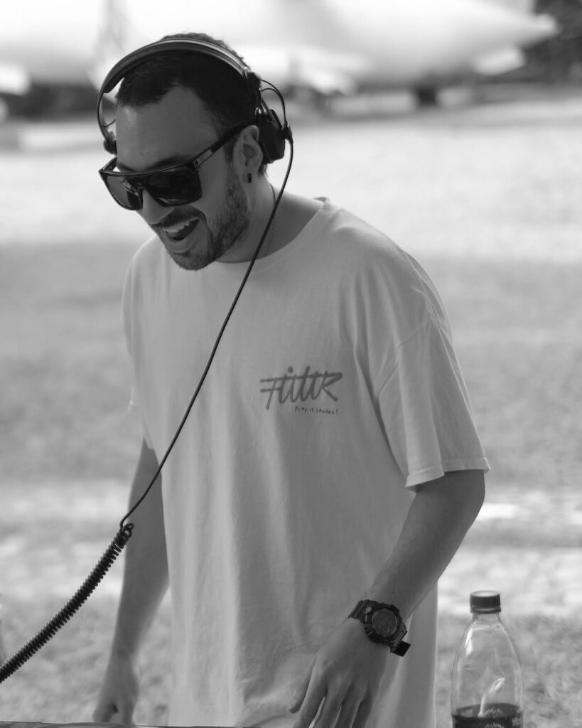 Profesor Juan Pablo Lenis DJ en Concept Academy Cali
